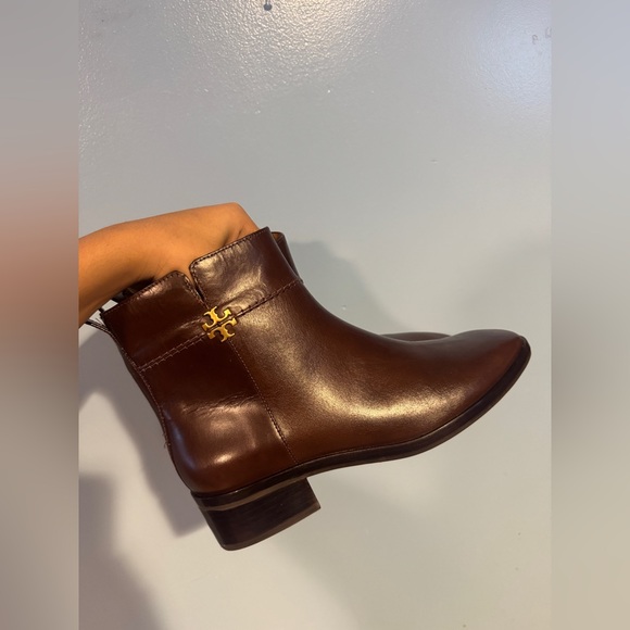 Tory Burch Everly Flat Boot Brown 8 - Picture 5 of 5